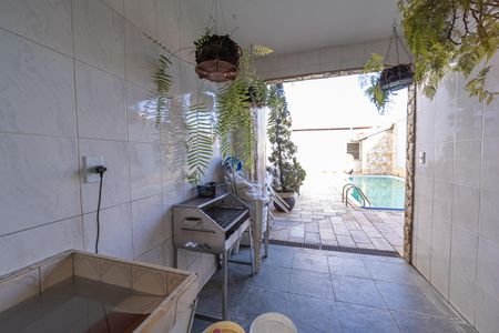 Área de Serviço de casa à venda com 3 quartos, 180m² em Vila Sao Francisco, São Paulo