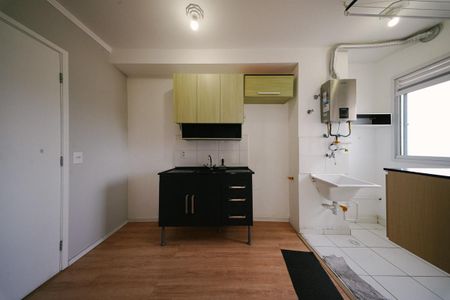 Apartamento para alugar com 38m², 2 quartos e sem vaga Apartamento para alugar com 38m², 2 quartos e sem vagaCozinha e Área de Serviço