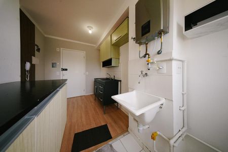 Apartamento para alugar com 38m², 2 quartos e sem vaga Apartamento para alugar com 38m², 2 quartos e sem vagaCozinha e Área de Serviço