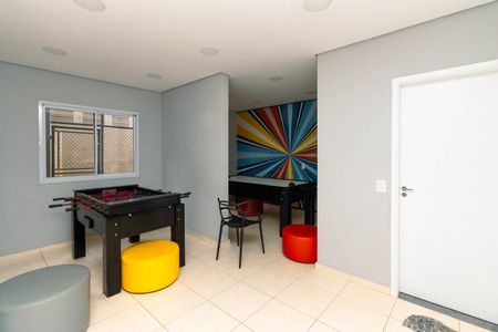 Apartamento para alugar com 38m², 2 quartos e sem vaga Apartamento para alugar com 38m², 2 quartos e sem vagaSala de Jogos
