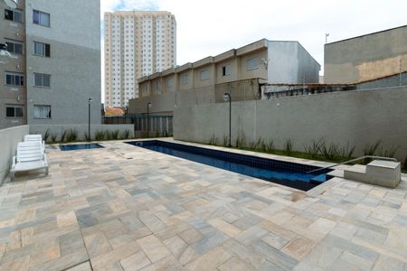 Apartamento para alugar com 38m², 2 quartos e sem vaga Apartamento para alugar com 38m², 2 quartos e sem vagaÁrea comum - Piscina