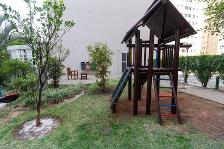 Apartamento para alugar com 31m², 1 quarto e sem vaga Apartamento para alugar com 31m², 1 quarto e sem vagaÁrea comum - Playground