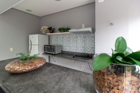 Apartamento para alugar com 31m², 1 quarto e sem vaga Apartamento para alugar com 31m², 1 quarto e sem vagaÁrea comum - Salão de festas