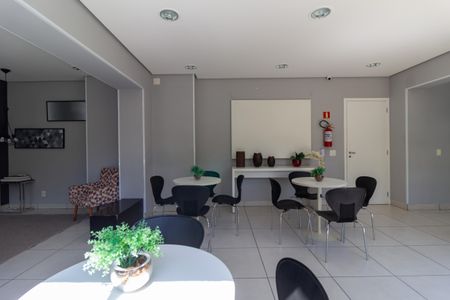 Apartamento para alugar com 31m², 1 quarto e sem vaga Apartamento para alugar com 31m², 1 quarto e sem vagaÁrea comum - Salão de festas