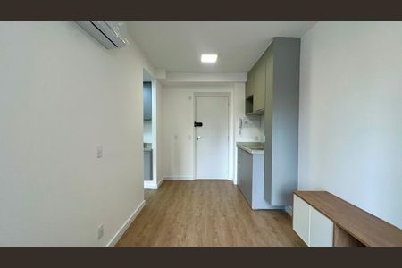 Sala de kitnet/studio para alugar com 1 quarto, 27m² em Pinheiros, São Paulo