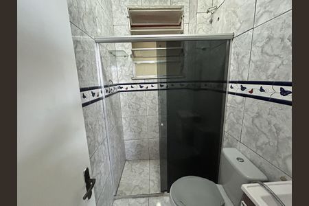 Apartamento para alugar com 60m², 2 quartos e sem vagaBanheiro
