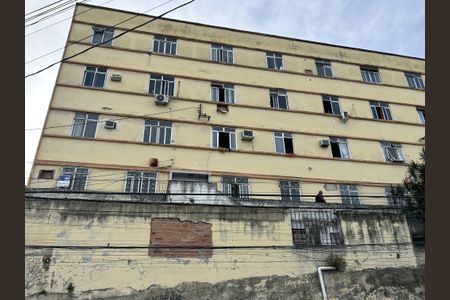Apartamento para alugar com 60m², 2 quartos e sem vagaFachada + placa