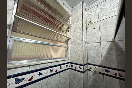 Apartamento para alugar com 60m², 2 quartos e sem vagaBanheiro