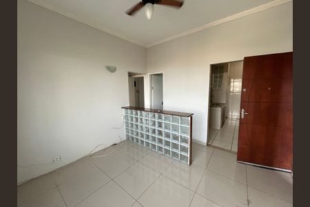 Sala de apartamento para alugar com 2 quartos, 60m² em Pilares, Rio de Janeiro