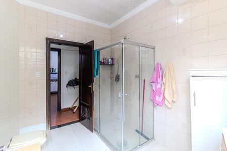 Apartamento à venda com 110m², 2 quartos e sem vaga Apartamento à venda com 110m², 2 quartos e sem vagaBanheiro