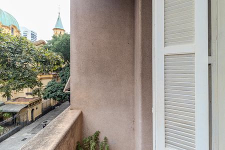 Apartamento à venda com 110m², 2 quartos e sem vaga Apartamento à venda com 110m², 2 quartos e sem vagaVaranda