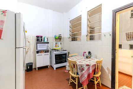 Apartamento à venda com 110m², 2 quartos e sem vaga Apartamento à venda com 110m², 2 quartos e sem vagaCozinha