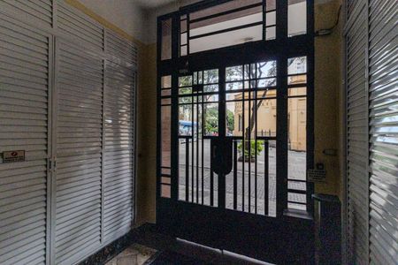 Apartamento à venda com 110m², 2 quartos e sem vaga Apartamento à venda com 110m², 2 quartos e sem vagaPortaria