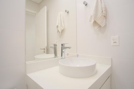 Apartamento à venda com 81m², 2 quartos e 2 vagasBanheiro Social