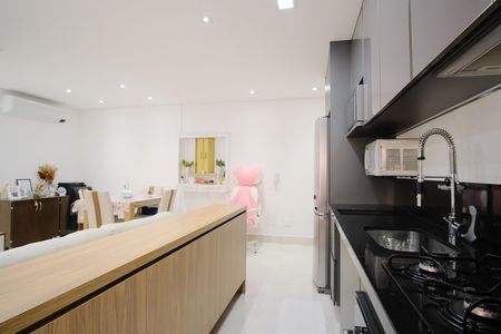 Apartamento à venda com 81m², 2 quartos e 2 vagasCozinha