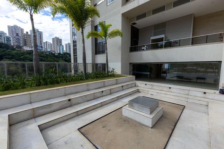 Apartamento à venda com 341m², 4 quartos e 5 vagas Apartamento à venda com 341m², 4 quartos e 5 vagasÁrea comum - Fire Lounge