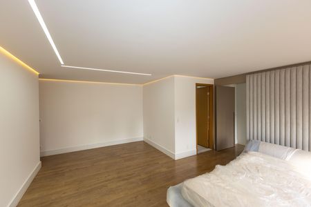 Apartamento à venda com 341m², 4 quartos e 5 vagas Apartamento à venda com 341m², 4 quartos e 5 vagasSuíte 1