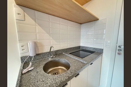 Apartamento para alugar com 28m², 1 quarto e sem vaga Apartamento para alugar com 28m², 1 quarto e sem vagaSala/Cozinha
