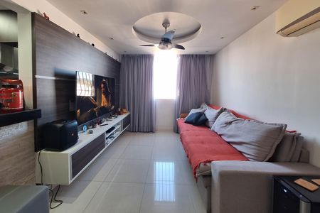 Apartamento para alugar com 71m², 2 quartos e 1 vaga Apartamento para alugar com 71m², 2 quartos e 1 vagaSala