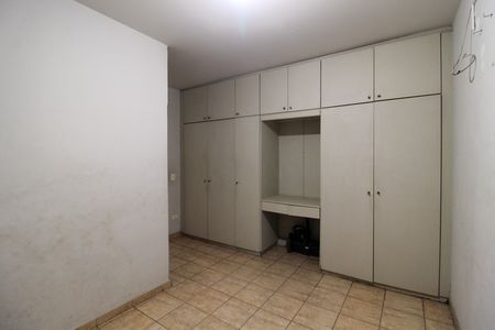Casa para alugar com 104m², 3 quartos e 2 vagas Casa para alugar com 104m², 3 quartos e 2 vagasQuarto 1