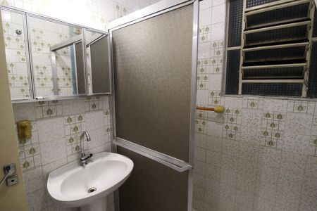 Casa para alugar com 104m², 3 quartos e 2 vagas Casa para alugar com 104m², 3 quartos e 2 vagasBanheiro
