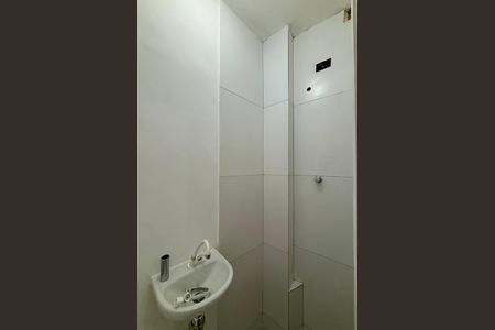 Apartamento à venda com 70m², 2 quartos e sem vaga Apartamento à venda com 70m², 2 quartos e sem vagaÁrea de serviço - banheiro