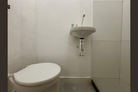 Apartamento à venda com 70m², 2 quartos e sem vaga Apartamento à venda com 70m², 2 quartos e sem vagaÁrea de serviço - banheiro