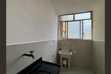 Apartamento à venda com 70m², 2 quartos e sem vaga Apartamento à venda com 70m², 2 quartos e sem vagaÁrea de serviço