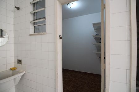 Casa de condomínio para alugar com 130m², 4 quartos e 1 vagaQuarto de Serviço