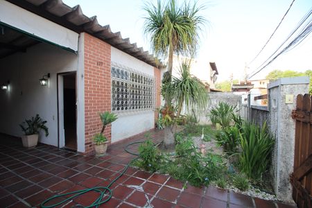 Casa de condomínio para alugar com 130m², 4 quartos e 1 vagaJardim