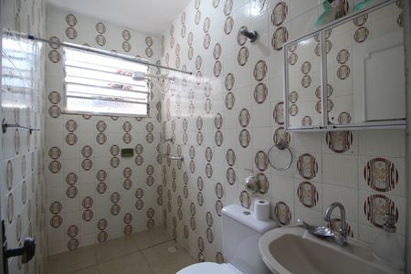 Casa de condomínio para alugar com 130m², 4 quartos e 1 vagaBanheiro Social