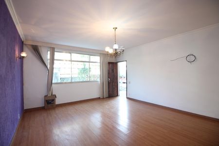 Sala de casa de condomínio para alugar com 4 quartos, 130m² em Taquara, Rio de Janeiro