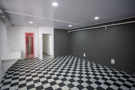 Casa para alugar com 600m², 6 quartos e 4 vagas