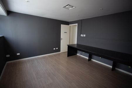 Casa para alugar com 600m², 6 quartos e 4 vagas