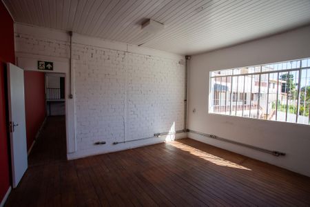 Casa para alugar com 600m², 6 quartos e 4 vagas