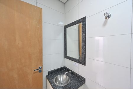 Banheiro Social de kitnet/studio para alugar com 1 quarto, 18m² em Mirandópolis, São Paulo