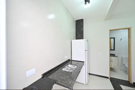 Cozinha de kitnet/studio para alugar com 1 quarto, 18m² em Mirandópolis, São Paulo