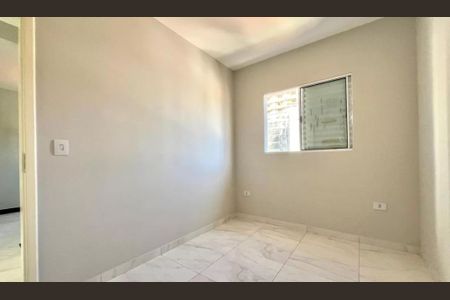 Apartamento para alugar com 35m², 2 quartos e sem vaga Apartamento para alugar com 35m², 2 quartos e sem vagaQuarto