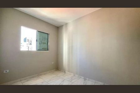 Apartamento para alugar com 35m², 2 quartos e sem vaga Apartamento para alugar com 35m², 2 quartos e sem vagaQuarto
