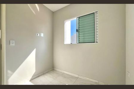 Apartamento para alugar com 35m², 2 quartos e sem vaga Apartamento para alugar com 35m², 2 quartos e sem vagaQuarto