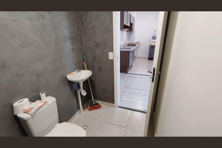 Apartamento para alugar com 41m², 2 quartos e 1 vaga Apartamento para alugar com 41m², 2 quartos e 1 vagaBanheiro