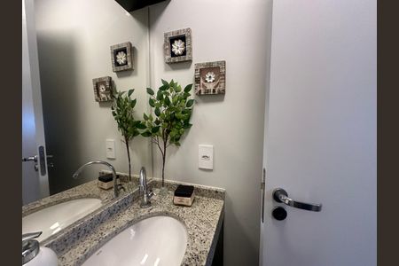 Apartamento à venda com 87m², 2 quartos e 1 vaga Apartamento à venda com 87m², 2 quartos e 1 vagaLavabo