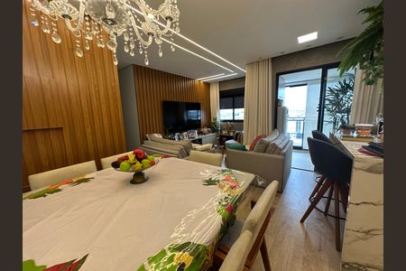 Apartamento à venda com 87m², 2 quartos e 1 vaga Apartamento à venda com 87m², 2 quartos e 1 vagaSala