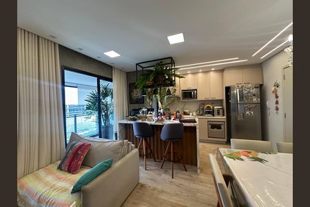 Apartamento à venda com 87m², 2 quartos e 1 vaga Apartamento à venda com 87m², 2 quartos e 1 vagaSala