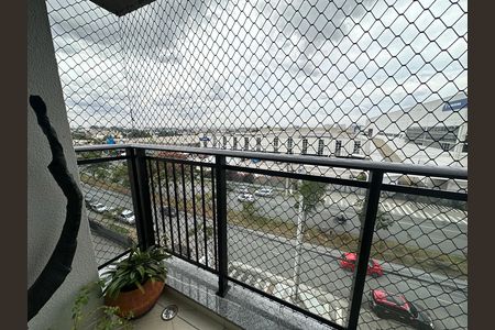 Apartamento à venda com 87m², 2 quartos e 1 vaga Apartamento à venda com 87m², 2 quartos e 1 vagaVaranda
