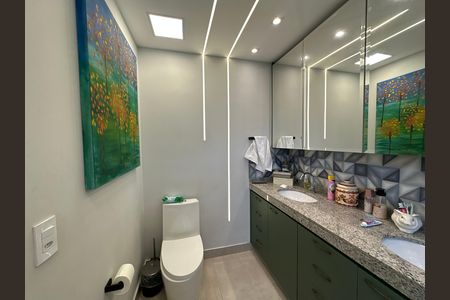Apartamento à venda com 87m², 2 quartos e 1 vaga Apartamento à venda com 87m², 2 quartos e 1 vagaBanheiro da Suíte 2