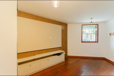 Sala de casa para alugar com 2 quartos, 86m² em Cambuci, São Paulo