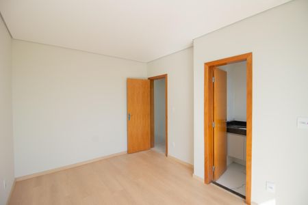 Apartamento para alugar com 85m², 3 quartos e 2 vagas Apartamento para alugar com 85m², 3 quartos e 2 vagasQuarto Suíte