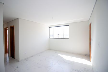 Sala de apartamento para alugar com 3 quartos, 85m² em Alvorada, Contagem