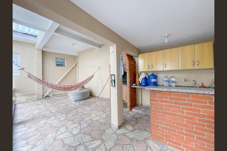 Casa à venda com 263m², 2 quartos e 4 vagas Casa à venda com 263m², 2 quartos e 4 vagasÁrea gourmet
